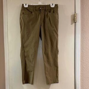 Lululemon Men’s 5 Pocket Pant 28W Khaki Tan Stretch Performance Trouser
